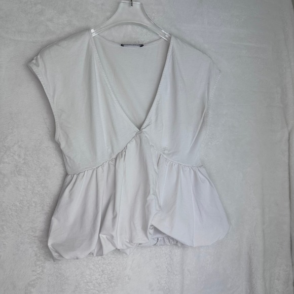 Womens Zara White V Neck Peplum Top Sleeveless Blouse Trendy Casual Summer - Picture 1 of 9